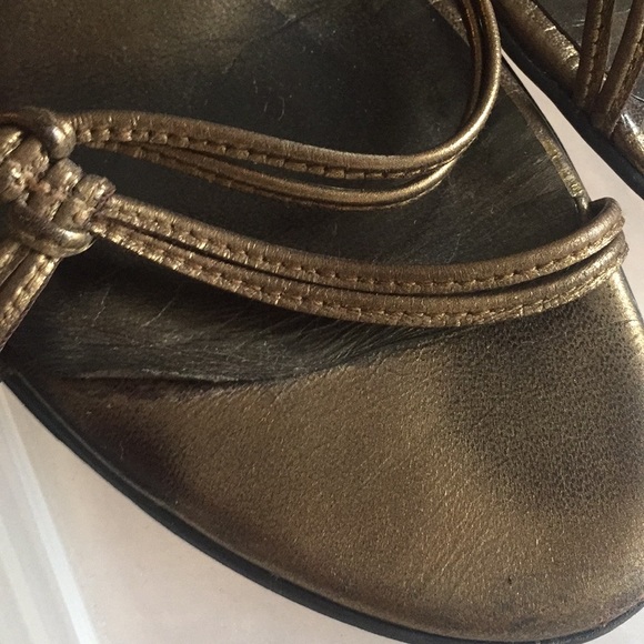 Stuart Whitman Strappy Slides - Picture 4 of 6